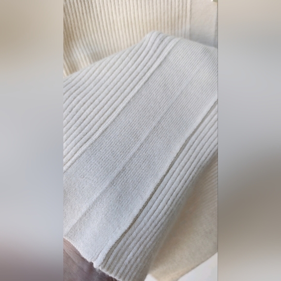 Max Studio V neck Ribbed Knit Pullover Sweater Ivory Beige size XL Fitted - Picture 5 of 7